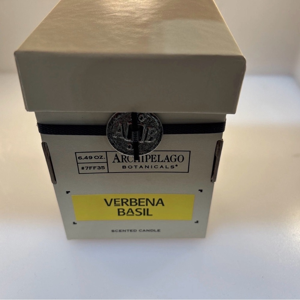 Archipelago Botanicals Verbena Basil Candle